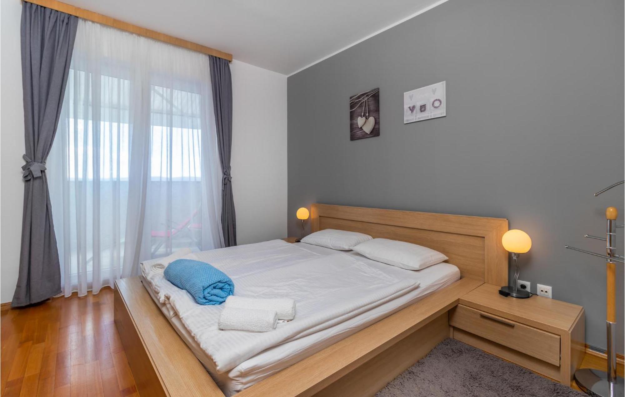 Lovely Apartment In Selce With House Sea View Ngoại thất bức ảnh