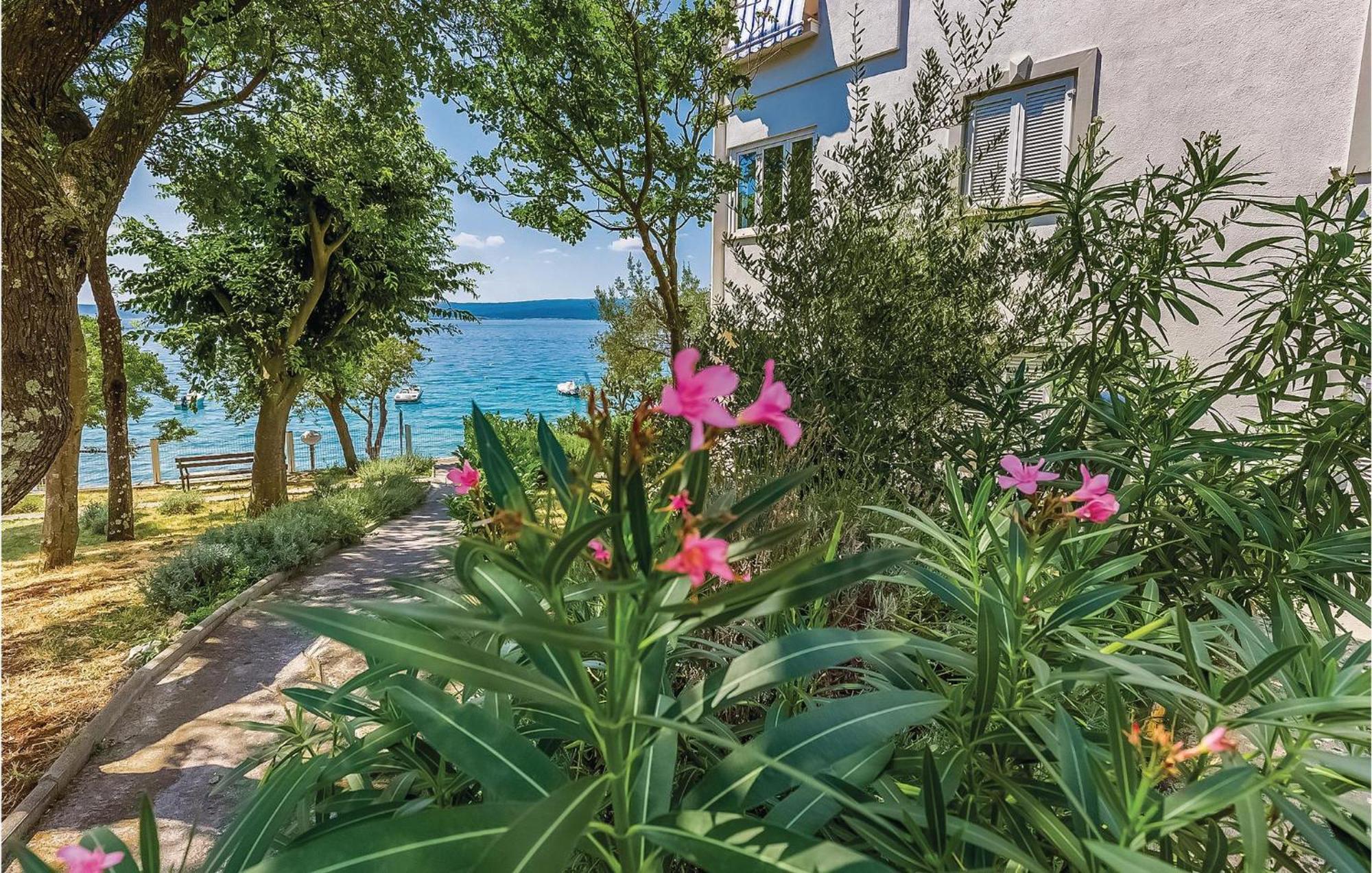 Lovely Apartment In Selce With House Sea View Ngoại thất bức ảnh