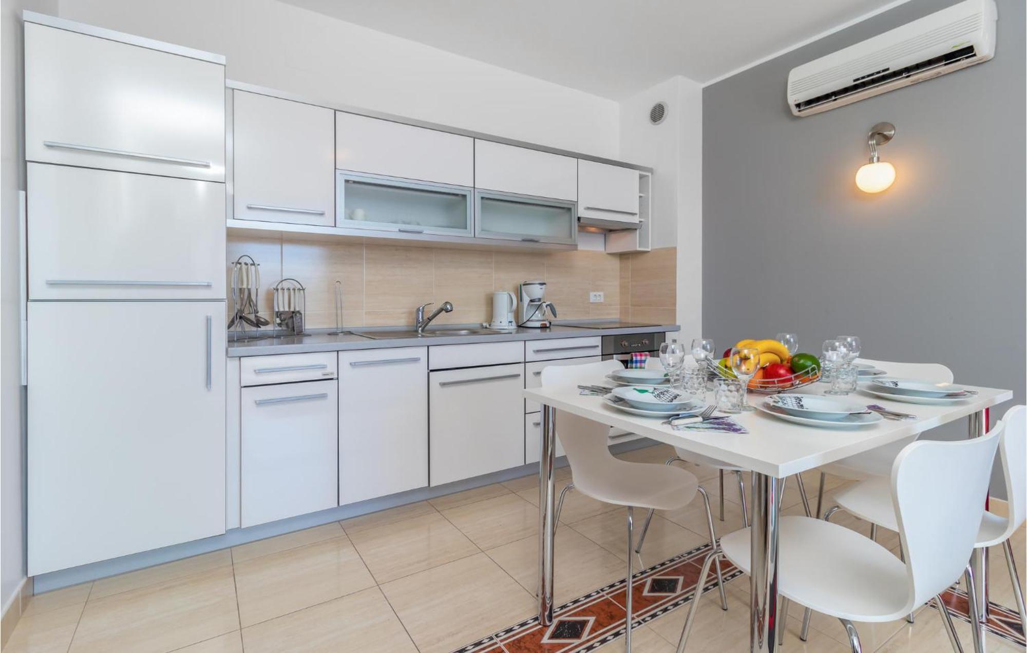 Lovely Apartment In Selce With House Sea View Ngoại thất bức ảnh